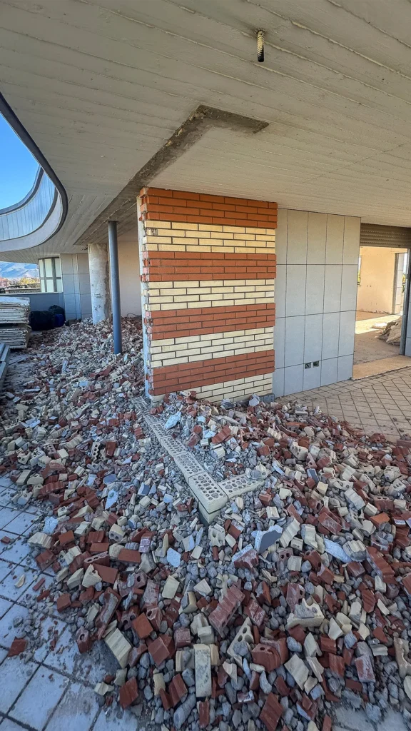 aspira macerie da cantiere rimuove velocemente grandi quantità di calcinacci