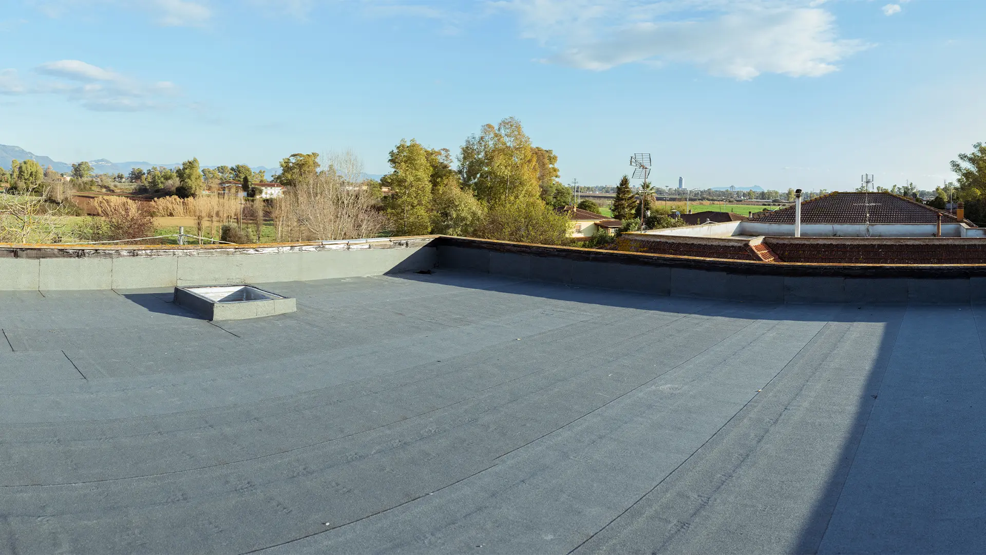 Terrazzo di un edificio sul quale è stata posata guaina impermeabilizzante