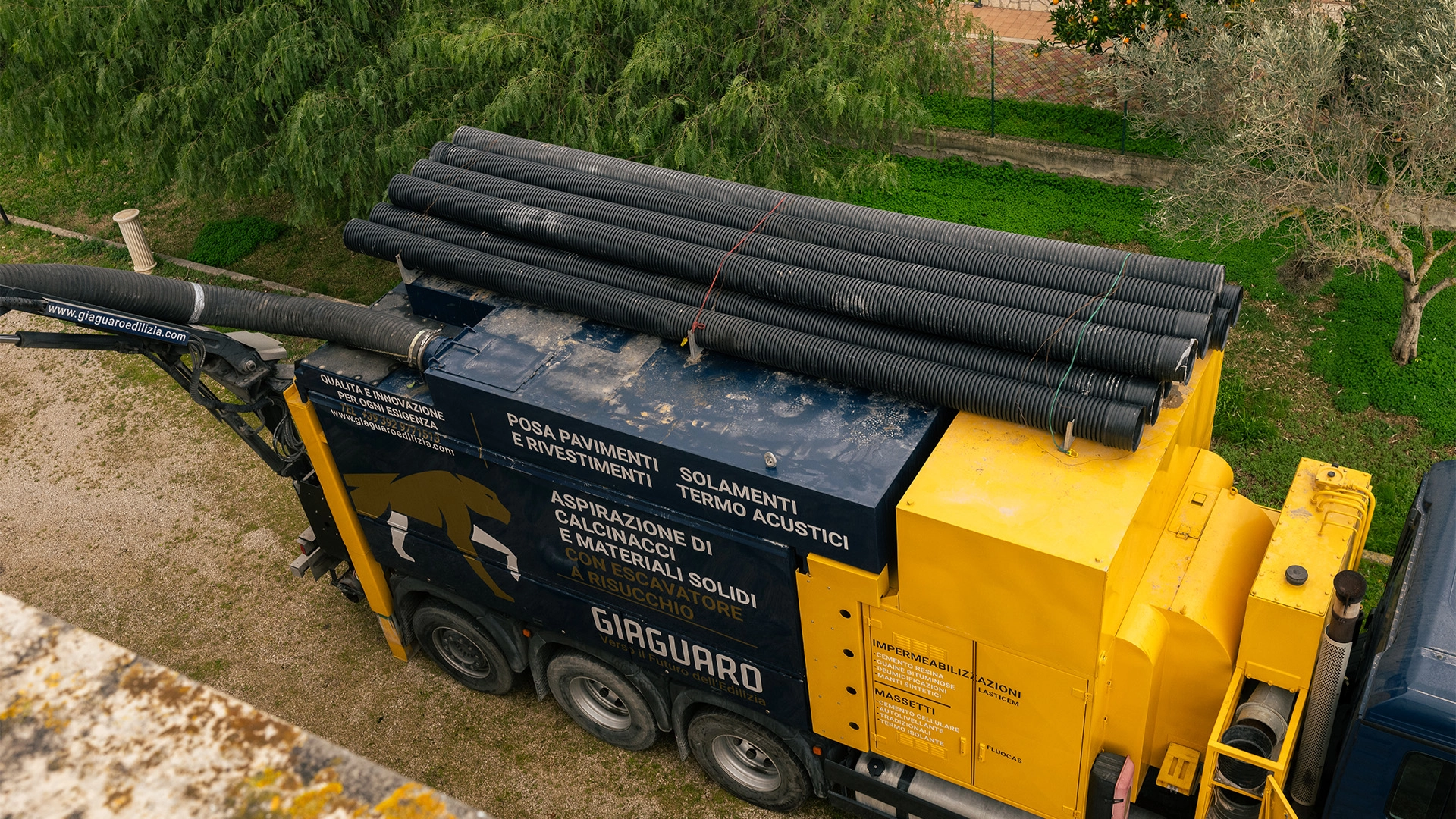 Camion aspiratore a risucchio